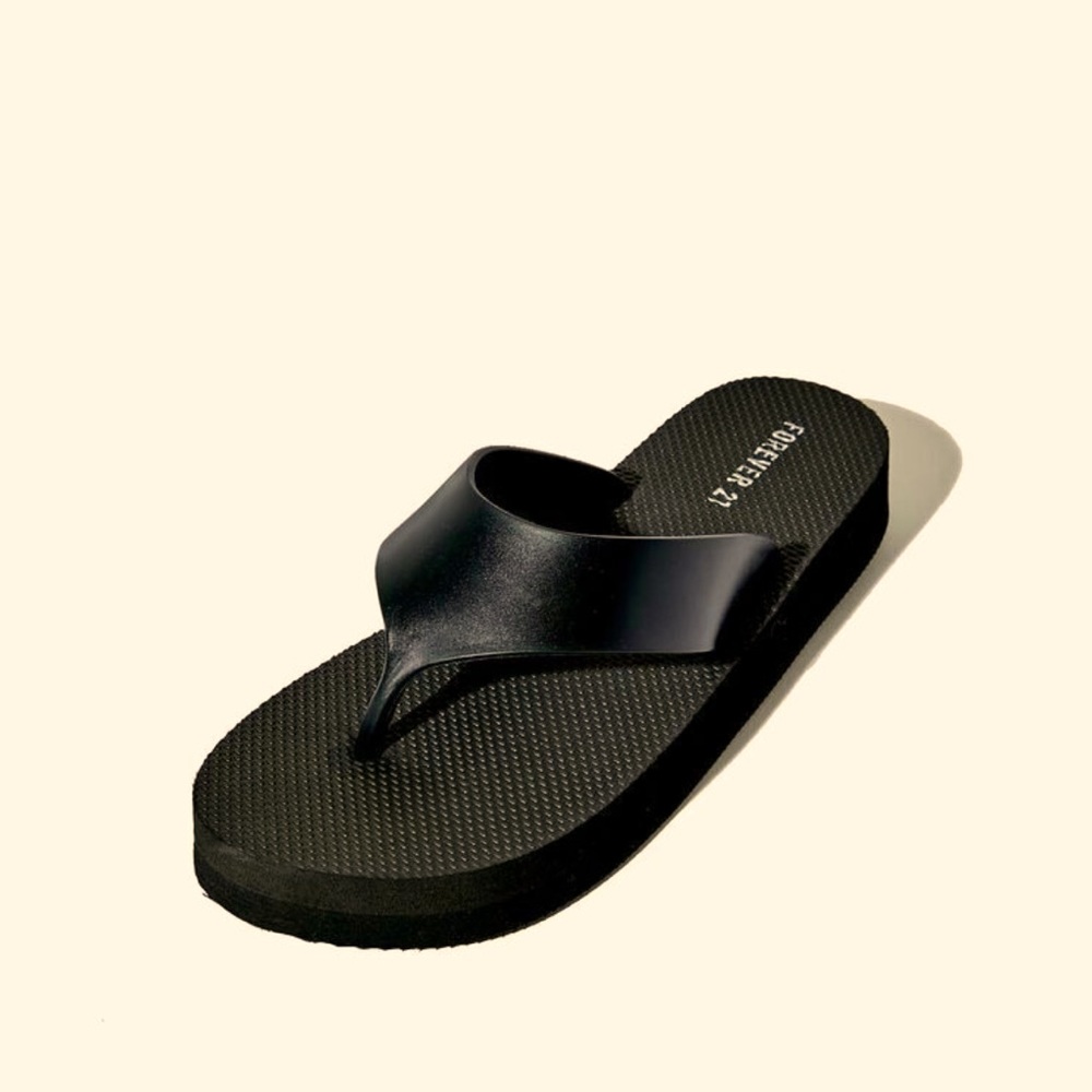 Flip flops, Foerever 21 never worn. size 37